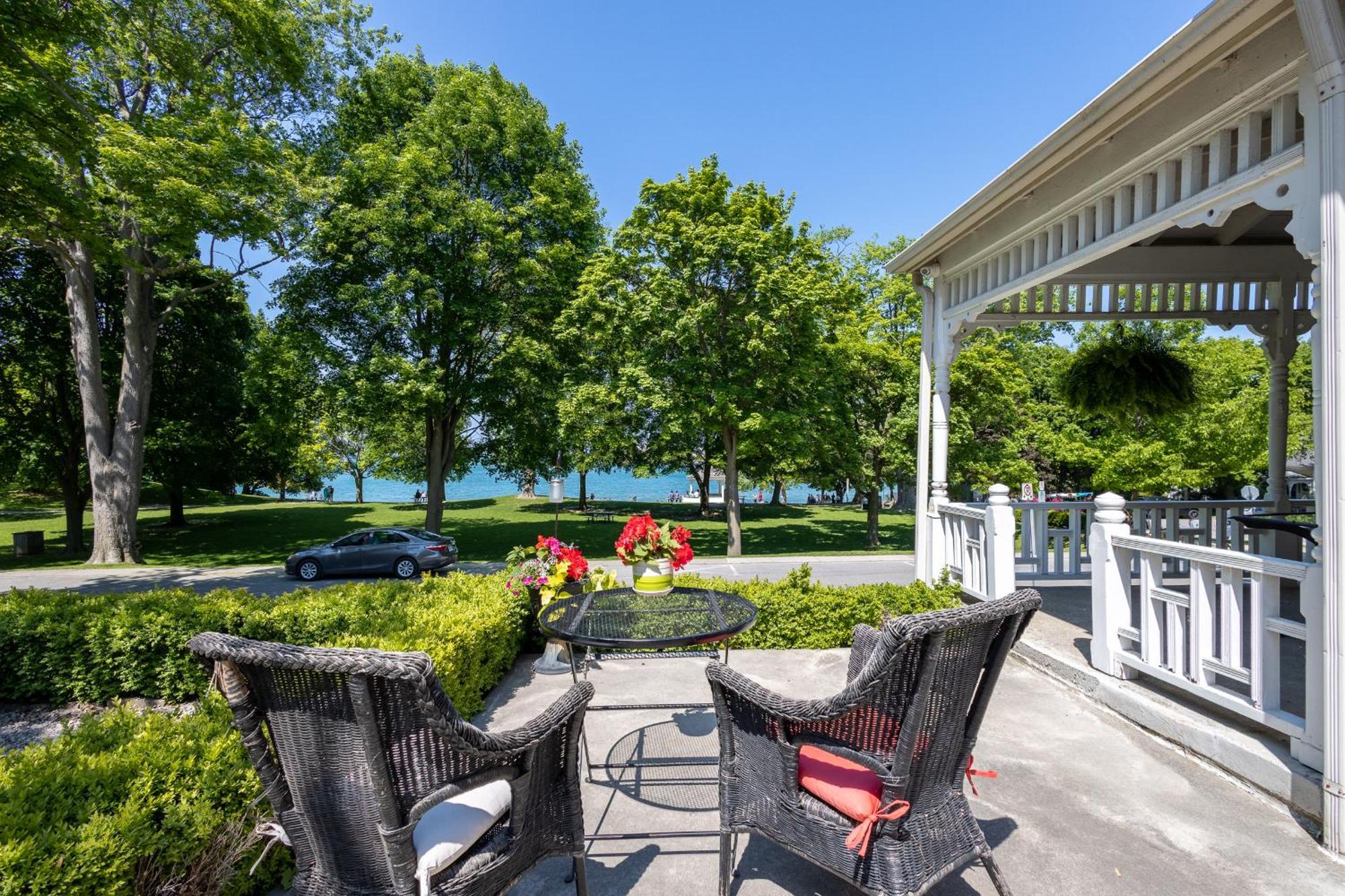 The Old Bank House Hotel Niagara-on-the-Lake Buitenkant foto